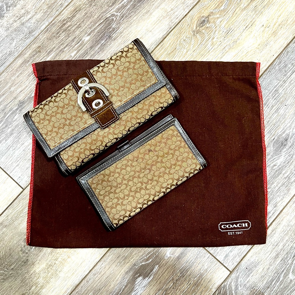 Coach Monogram Signature Wallet & Checkbook Holder EUC brown VINTAGE DUSTBAG🪷